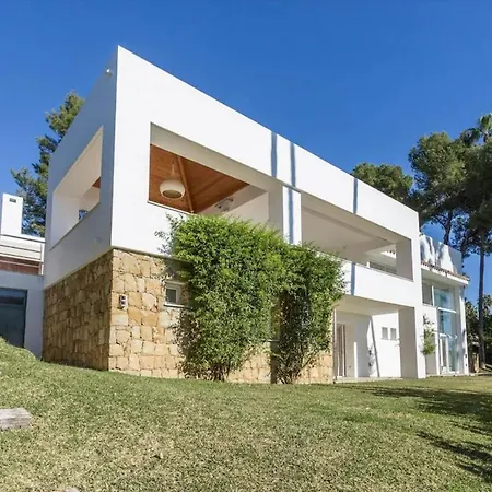Magnificent Recently Built Pax 12 Sea View Golden Mile Villa Marbella