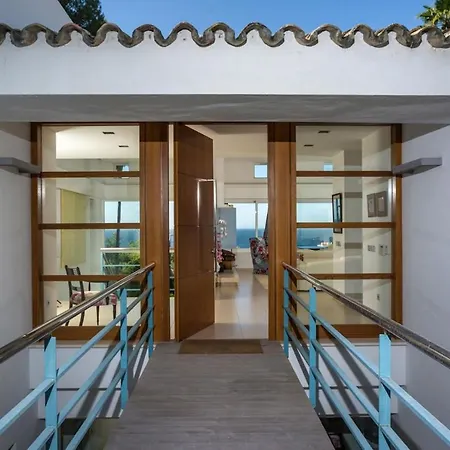 Villa Magnificent Recently Built Pax 12 Sea View Golden Mile Marbella