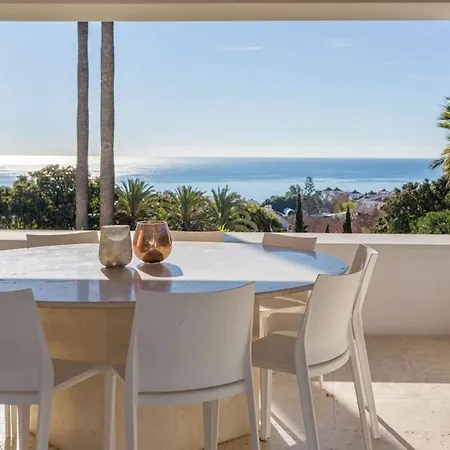 Magnificent Recently Built Pax 12 Sea View Golden Mile